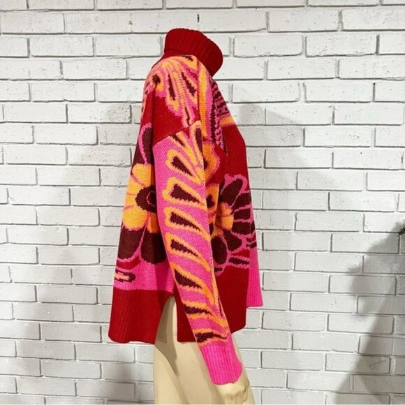 Farm Rio Pink Bold Floral Knit Sweater - Size Medium - Picture 7 of 9